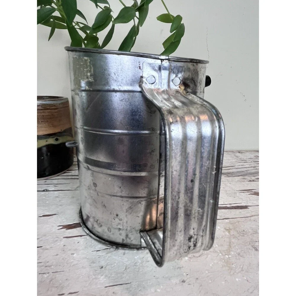 Vintage Bromwell’s 5 Cup Flour Sifter Hand Crank Metal Measuring Sifter USA